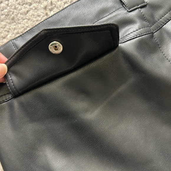 Gen Kiss Alexa Flared Pants - Picture 6 of 12